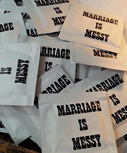 Бракот е неуредна влажна марамчиња - пакет од 50 влажни крпи