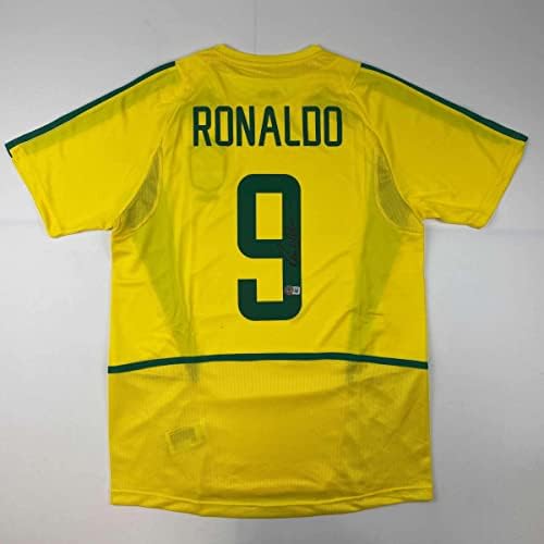 Автограмиран/потпишан Роналдо Назарио Бразил жолт фудбалски дрес Бекет Бас Коа