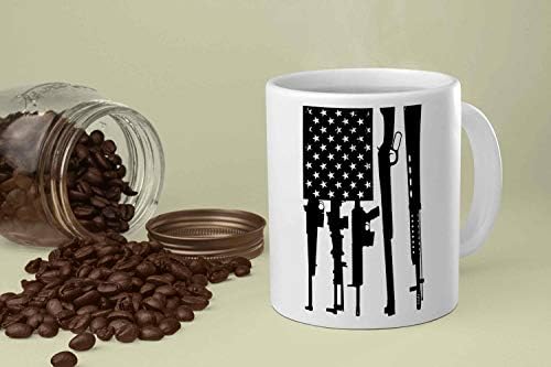Американско Знаме Со Пиштол Смешно Бело 11 Мл. Шолја за кафе-Одличен Новитет Подарок За Мама, Тато, Татко, Мајка, Браќа И Сестри , Соработници