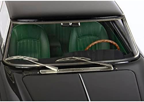 1961 GTE 2+2 Serie I S/N 2999GT Црна со зелен ентериер со ограничено издание на Display Case на 68 парчиња ширум светот 1/18