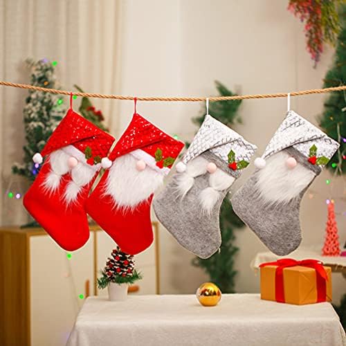 Нубести Божиќни украси Дедо Мраз украс Божиќни чорапи за везење чорапи виси чорапи за камин Божиќно дрво декор црвено норвешки декор Божиќ