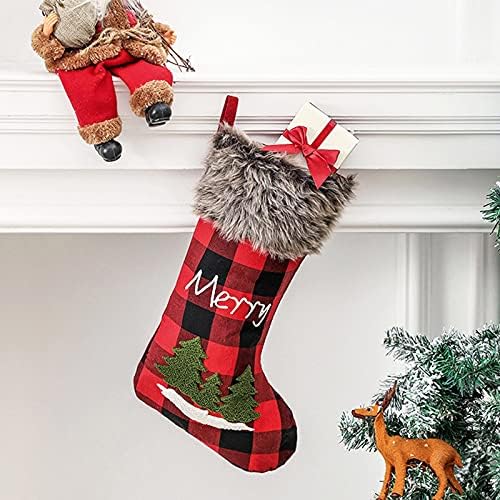 Божиќни чорапи носители црвени карирани цртани филмови Семејни украси што висат чорапи украси за Божиќна забава за одмор мини мини