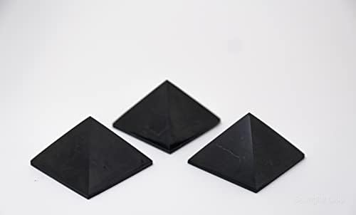 Shungite Club Полирана пирамида на Шунгит сет на црна камена пирамида за заштита од дома и чакра балансирање на кристални лековити камења