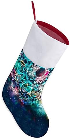 Акварел Мандала со Галакси Божиќни чорапи кои порибруваат Божиќно дрво Санта украси што висат украси за одмор на камин 16,5 “