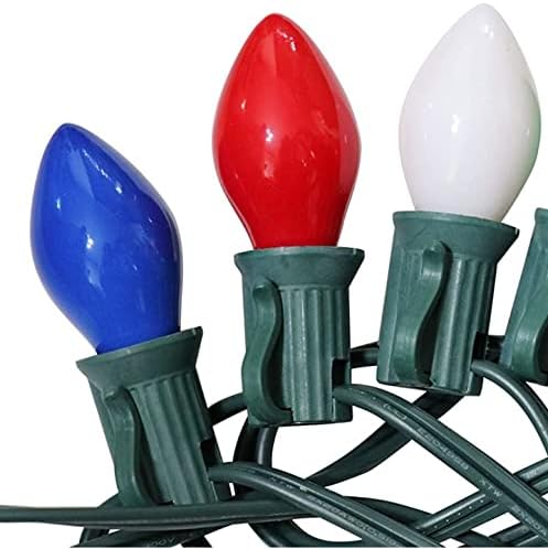 Патриотски стринг светла - старомодни керамички Ц7 светла за новогодишна елка - црвени бели и сини светла со зелена жица - наведени