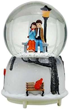 Loversубители на WPYYI Snow Snow Snow Sky City Crystal Ball Music Box Романтична двојка декорација на подароци за Денот на вineубените