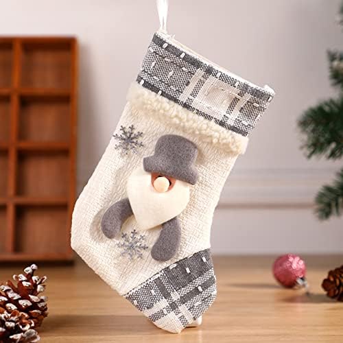 Божиќни чорапи Санта Снежаман Ксема лик 3Д кадифен постел