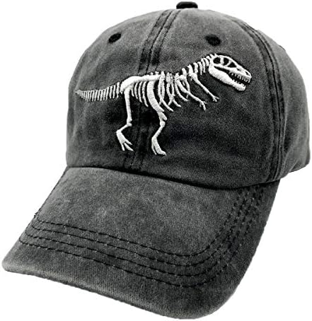 Мажи од локидве, жени диносаурус, извезена капа на бејзбол во скелет Т-Рекс