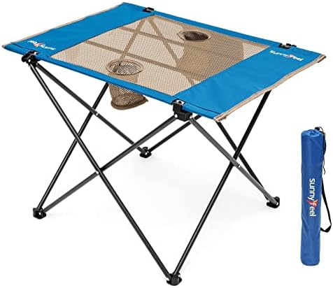 Sunnyfeel преклопна маса за кампување, компактни преносни пикник маси, лесна ткаенина се тркалаат во преклопување на кампот со држач за чаши,