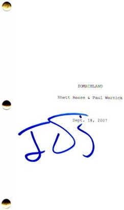 Essеси Ајзенберг потпиша автограм - Сценарио за целосен филм на Зомбиланд - Вуди Харелсон, Ема Стоун, Абигеил Бреслин, Социјалната
