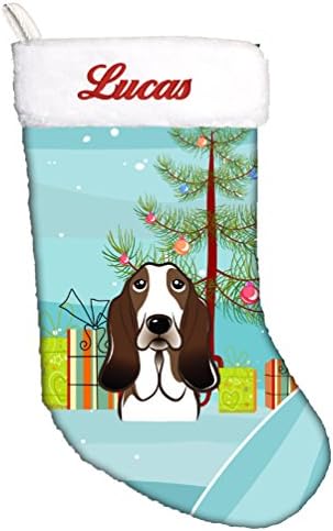 Каролина богатства BB1615CSEMB новогодишна елка и басет хаунд персонализирано Божиќно порибување, камин што виси чорапи Божиќна сезона забава