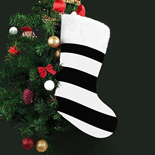 Црно бело straignt знаме на гордоста Божиќно чорапи порибување Божиќ дрво санта украси виси украси за одмор на камин 16,5 “