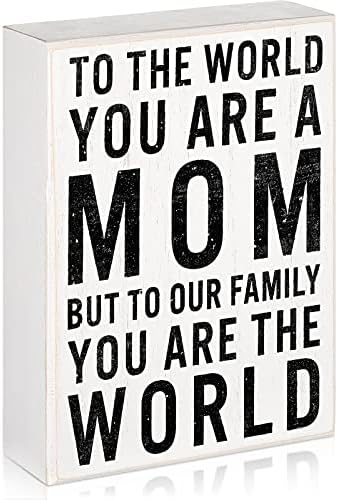На светот сте мајка, но на нашето семејство сте светски знак за дрво кутија Божиќ, мама подароци дрвени мајки знаци дома украс фарма куќа