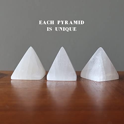 Сатенски кристали селенит пирамида сатен Спар бел месечина кристал 1,5-1,75 инчи