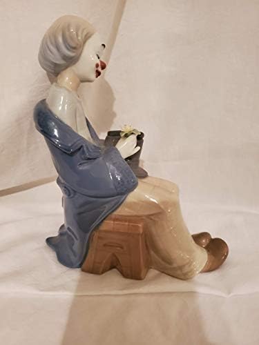 Lladro кловн во loveубена скулптура