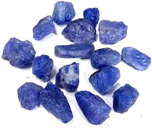 5 до 6 парчиња, 100 карати, природен суров танзанит камен, груб скапоцен камен и кристали, многу лота, сурови кристали, карпести камења,
