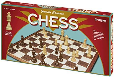 Семејни Класици шах од Пресман завршува со Преклопна Табла и Шаховски Фигури Со Целосна Големина