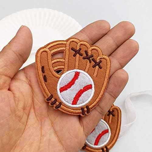2,2 x2.6 12 парчиња бејзбол мекобол нараквица железо на везени закрпи аплики за спортски капачиња со капачиња за везење за занаетчиски занаетчиски